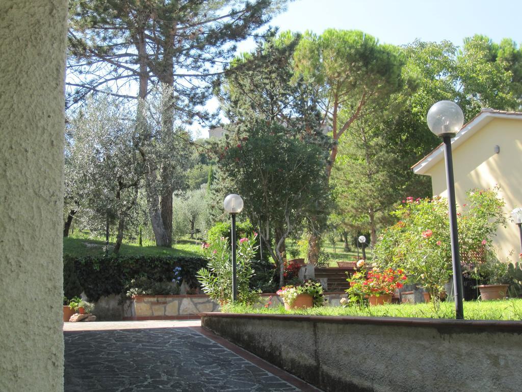 Valle Degli Ulivi Appartamento Terni Exterior photo